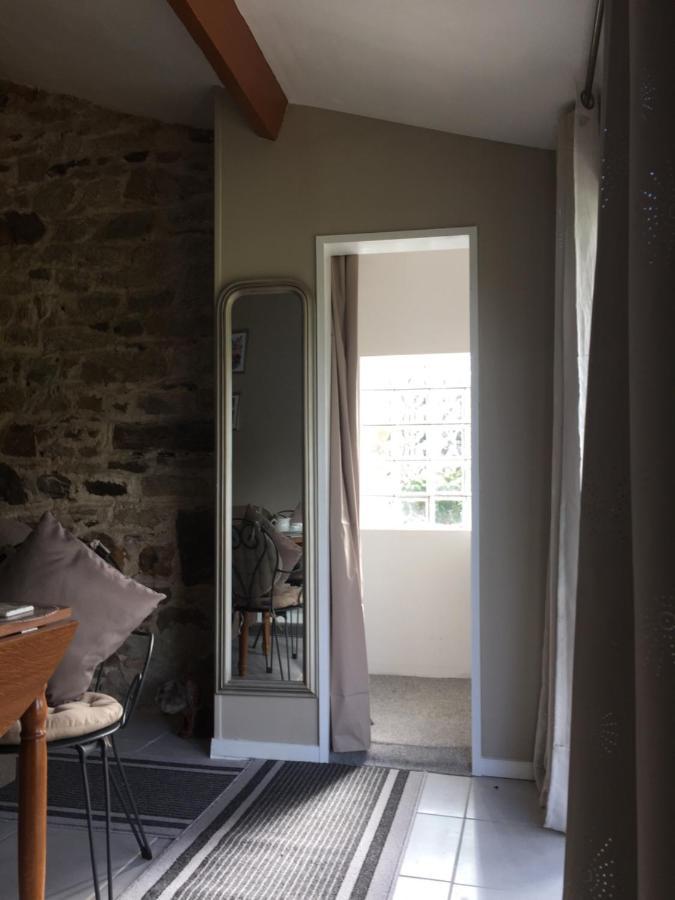 Chambre D'Hote - Ilse'S Garden Chair La Porcherie Luaran gambar